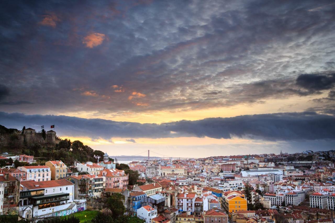 Romantichome At Alfama'S Heart Lisbon Exterior photo