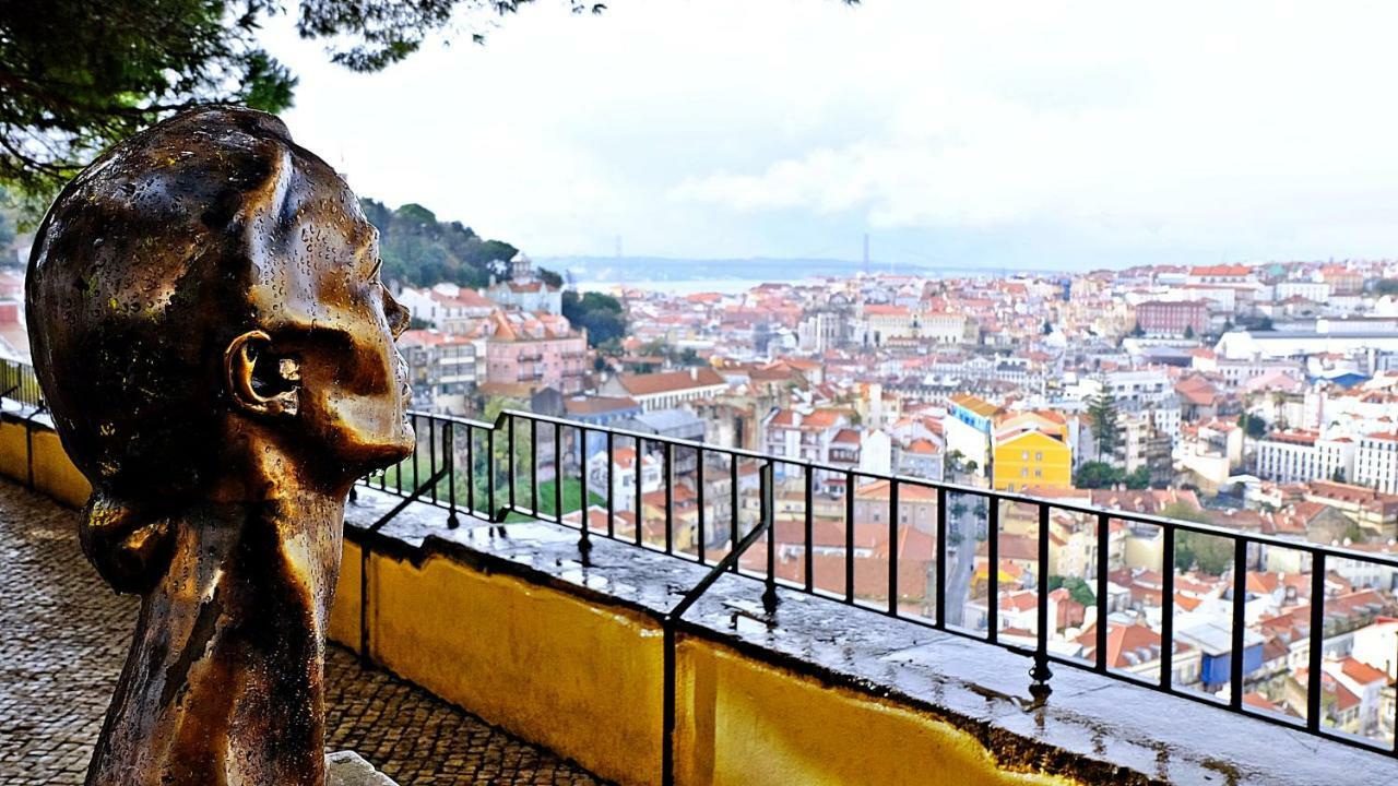 Romantichome At Alfama'S Heart Lisbon Exterior photo