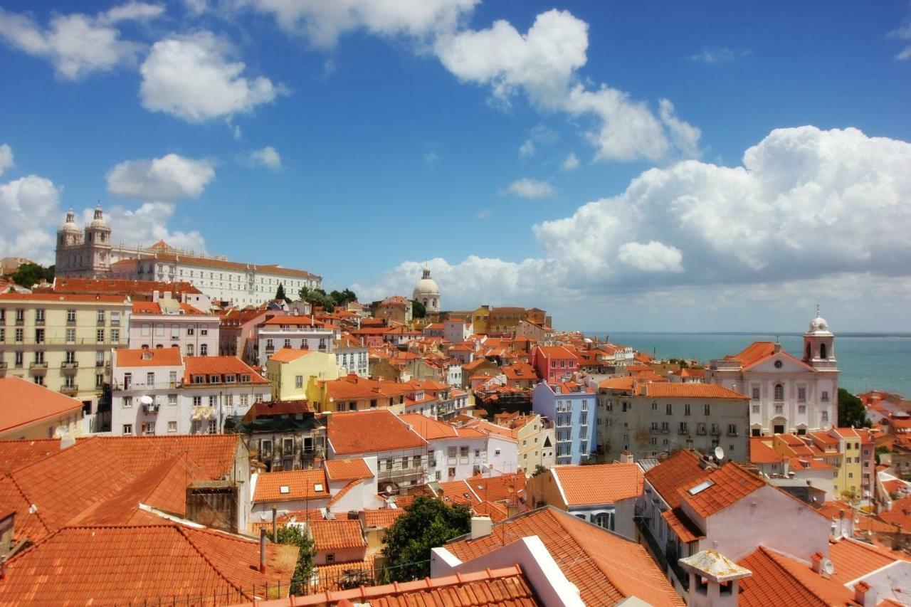 Romantichome At Alfama'S Heart Lisbon Exterior photo