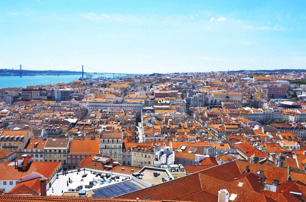 Romantichome At Alfama'S Heart Lisbon Exterior photo