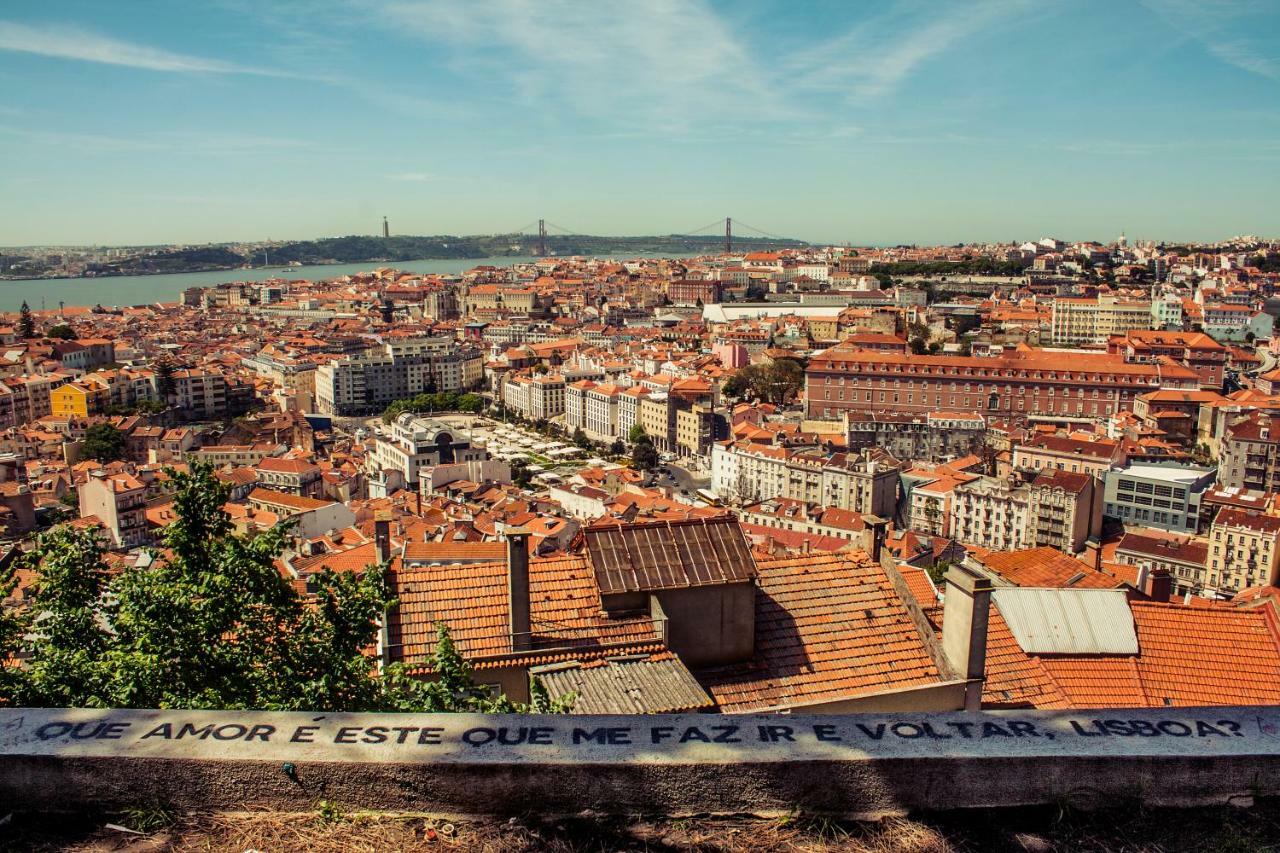 Romantichome At Alfama'S Heart Lisbon Exterior photo