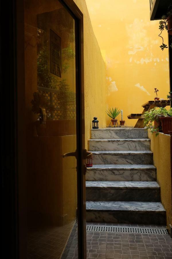 Romantichome At Alfama'S Heart Lisbon Exterior photo